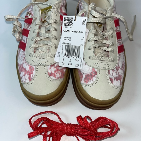NWT Adidas Gazelle Bold x Liberty London floral sneakers size 7.5 - Picture 3 of 10